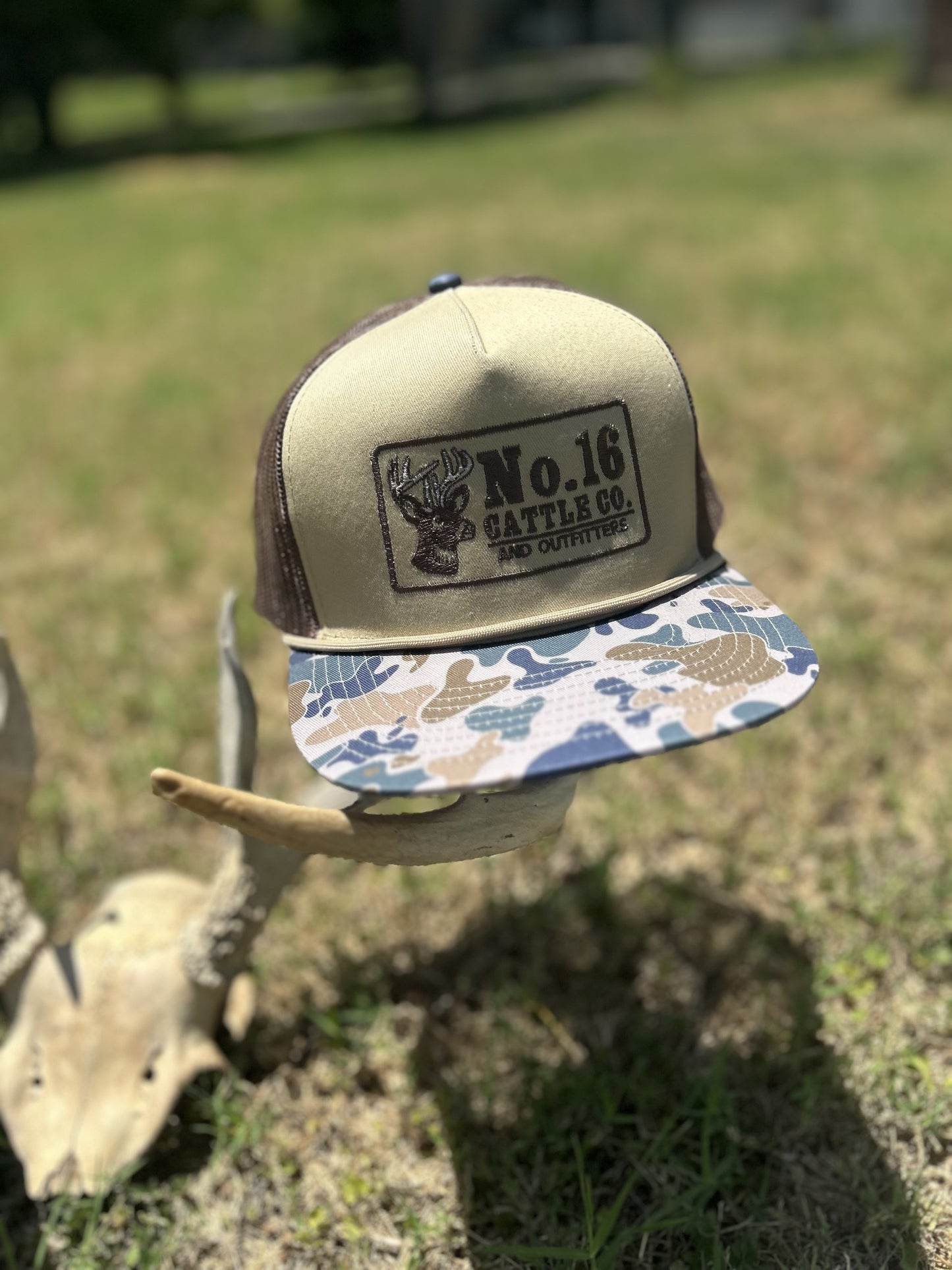 No. 16 Classic Deer Hunter