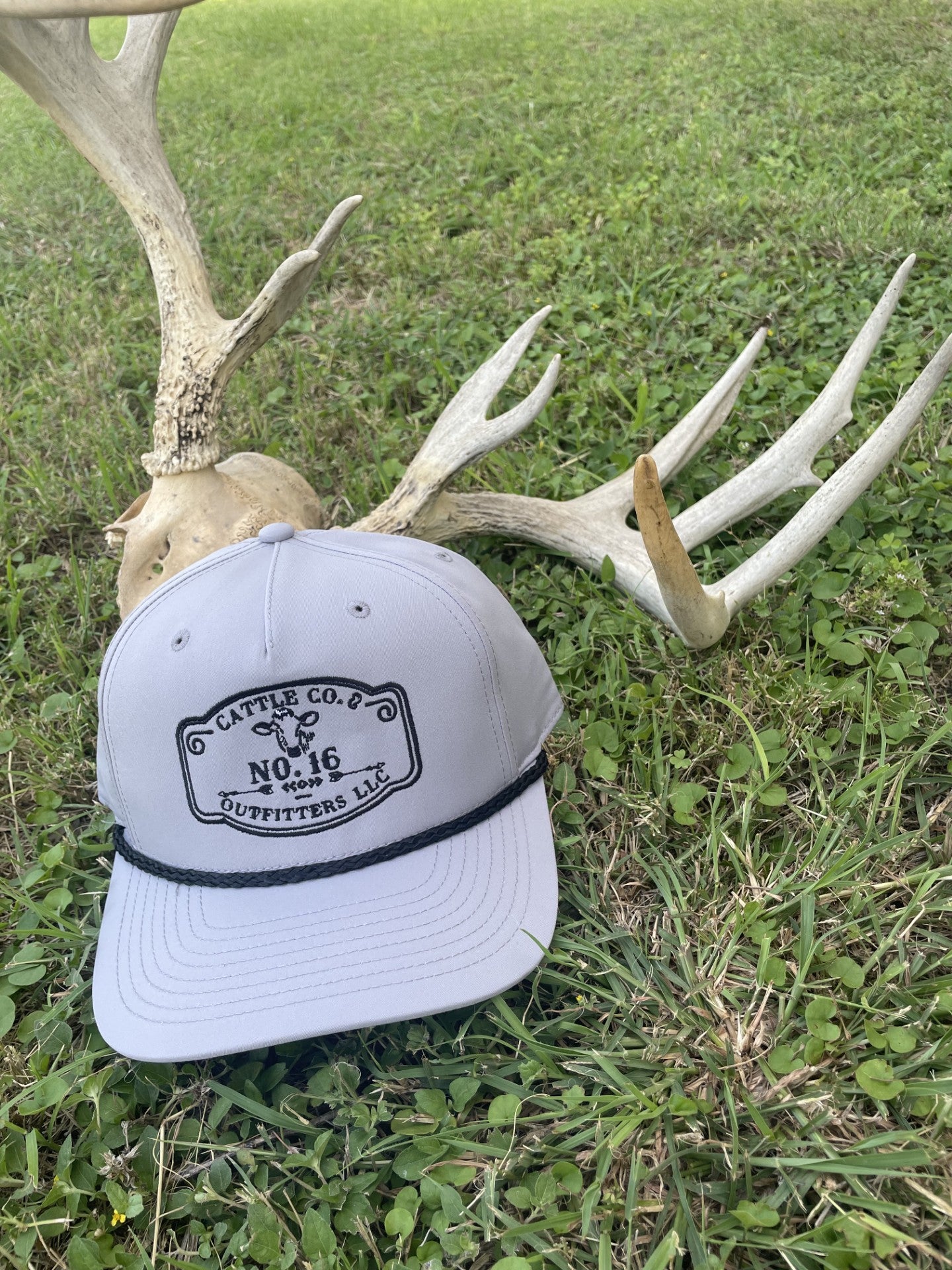 No. 16 Cattleman "Golfer"- Grey and Black